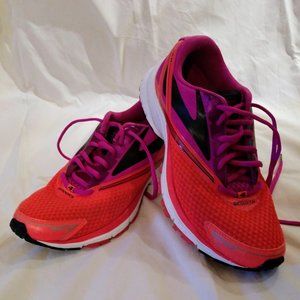 Brooks Launch 4 Running Shoes